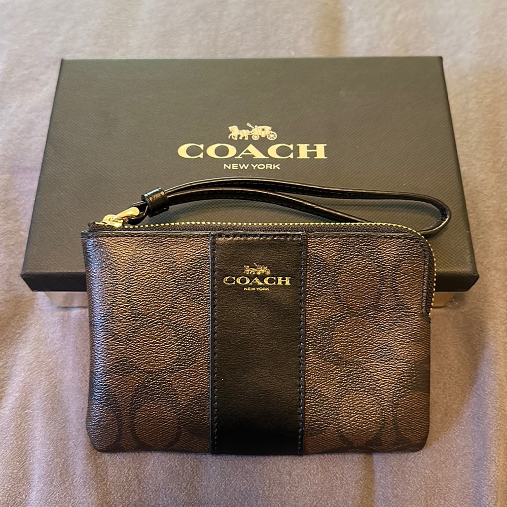 NWT Brown Coach Print Wallet Wristlet